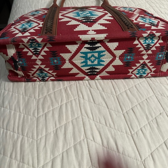 Aztec Pattern Red and Brown Tote Bag - Picture 4 of 9
